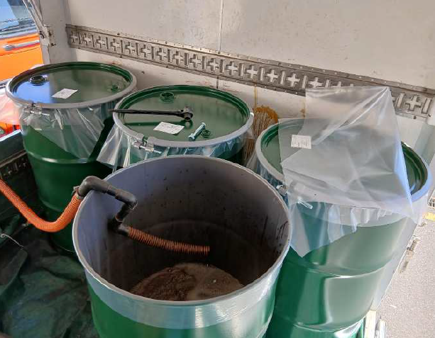 消火薬液抜き取り、廃棄対応